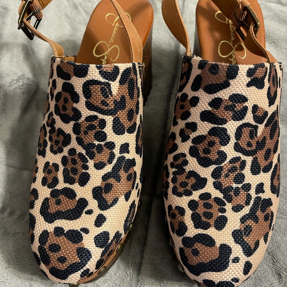 Jessica Simpson brand sandals, size 8.5 women’s